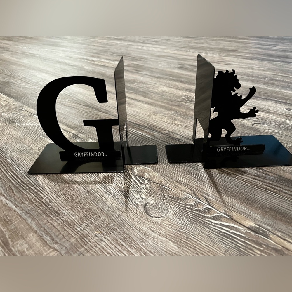 Black Gryffindor Bookends